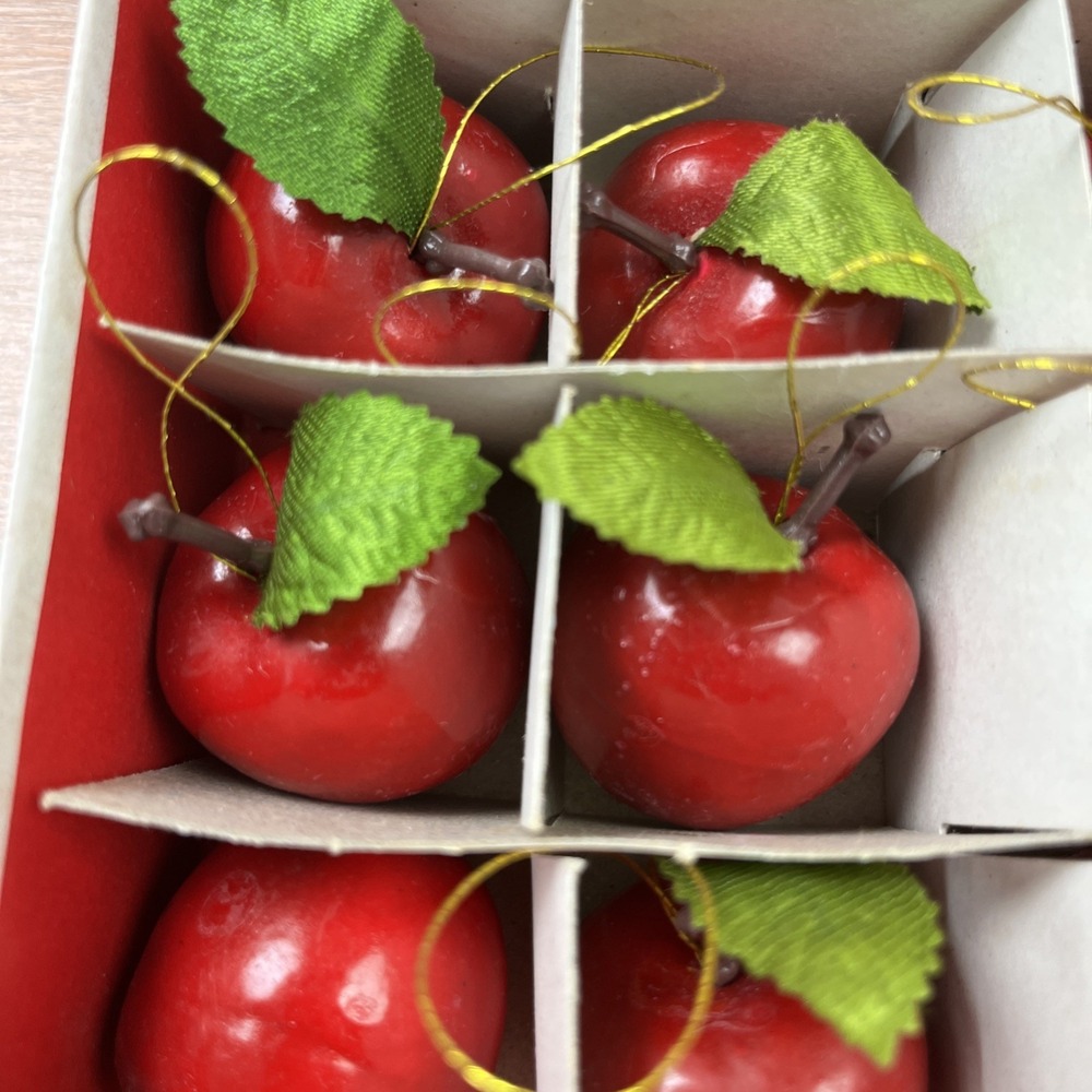 Vintage Sears Red Apple Christmas Ornaments Set of 12 Faux Fruit Decor in Box - Picture 5 of 7
